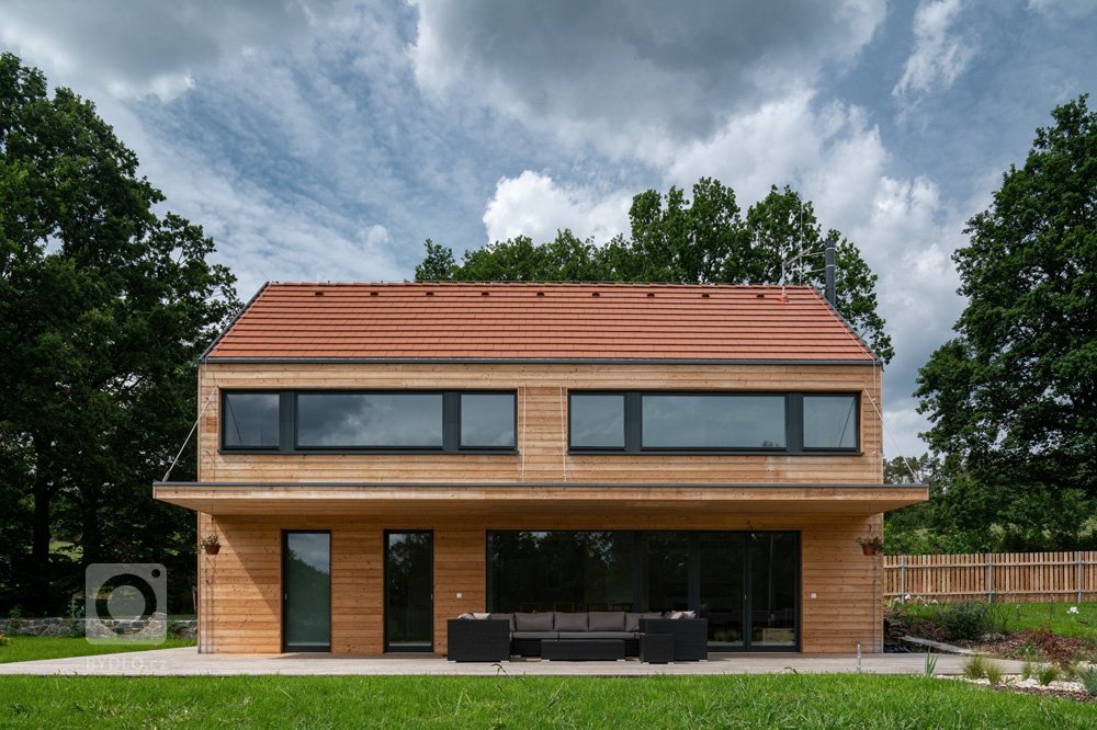 Autor:&nbsp;
Ing. arch. Lukáš Pejsar
Realizace:&nbsp;
2018
Užitná plocha:&nbsp;
140 m2
Zastavěná plocha:&nbsp;
86 m2
Obestavěný prostor:&nbsp;
388 m3
…