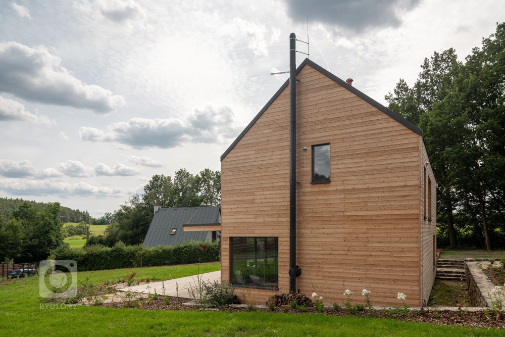 Autor:&nbsp;
Ing. arch. Lukáš Pejsar
Realizace:&nbsp;
2018
Užitná plocha:&nbsp;
140 m2
Zastavěná plocha:&nbsp;
86 m2
Obestavěný prostor:&nbsp;
388 m3
…