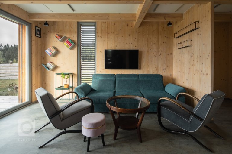 add picture to album