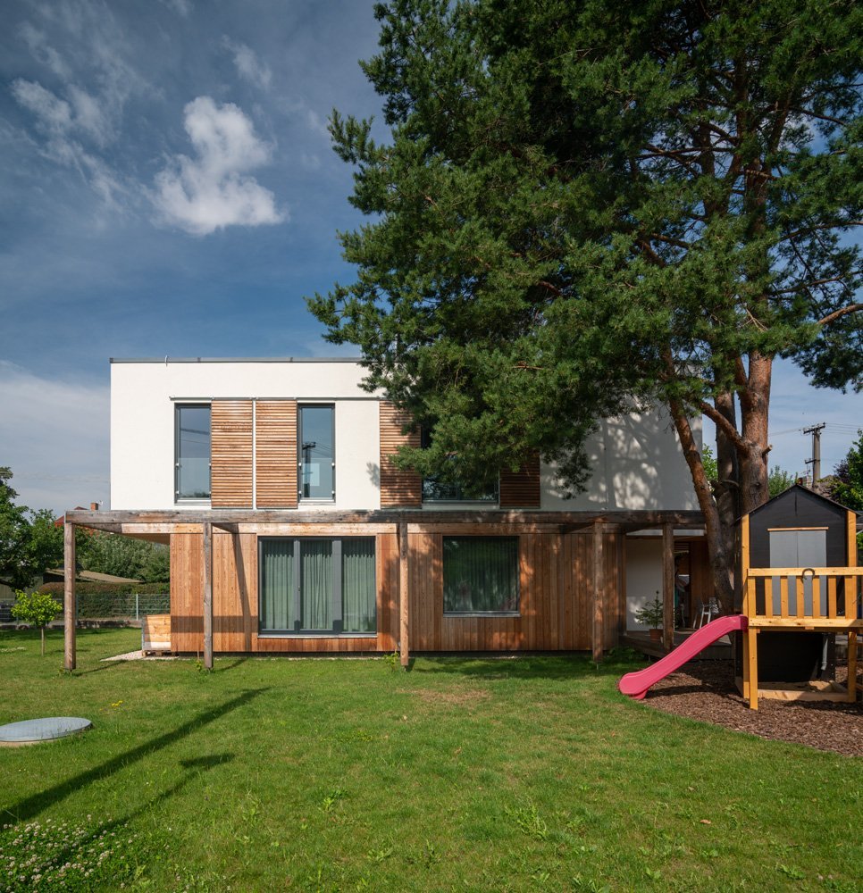 Autor:
Ing. arch. Jakub Loučka
Realizace:
2016
Užitná plocha:
139 m2
Zastavěná plocha:
102 m2
Obestavěný prostor:
610 m3
Potřeba…