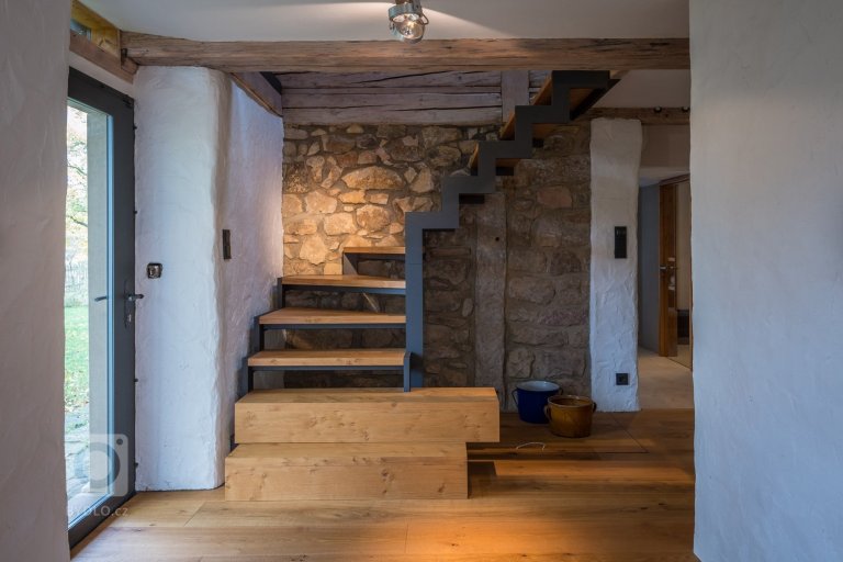 add picture to album