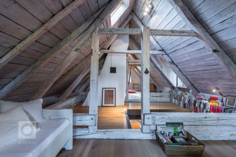 add picture to album