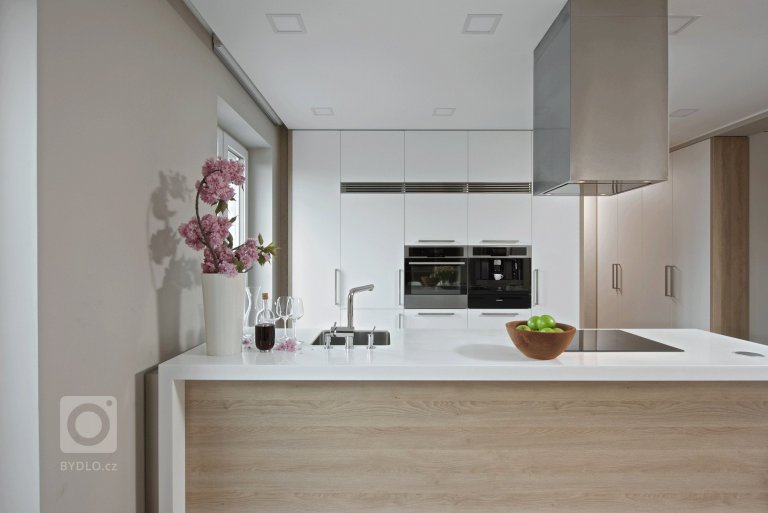 add picture to album