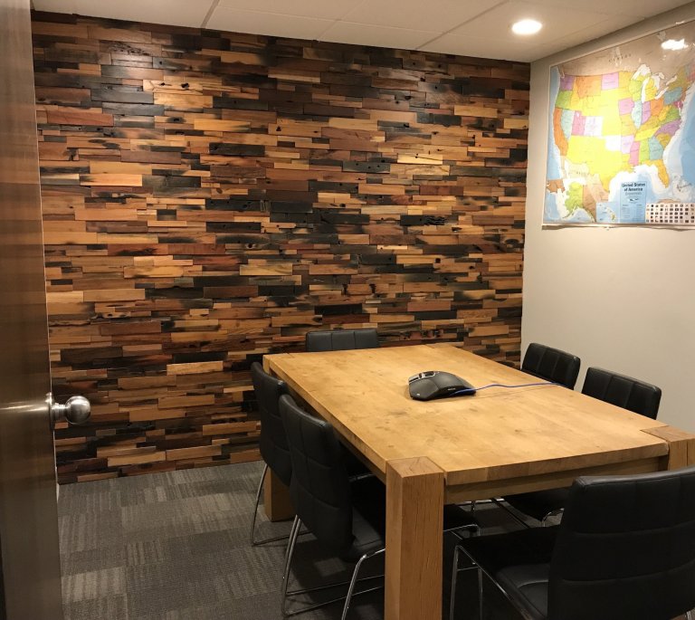 Dřevěná mozaika z lodních vraků - nové trendy v interiéru