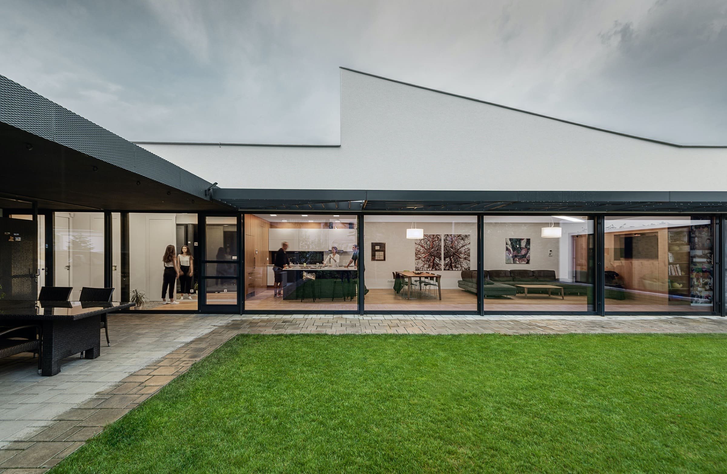 Přízemní rodinný dům v okrajové části bratislavského Prievozu