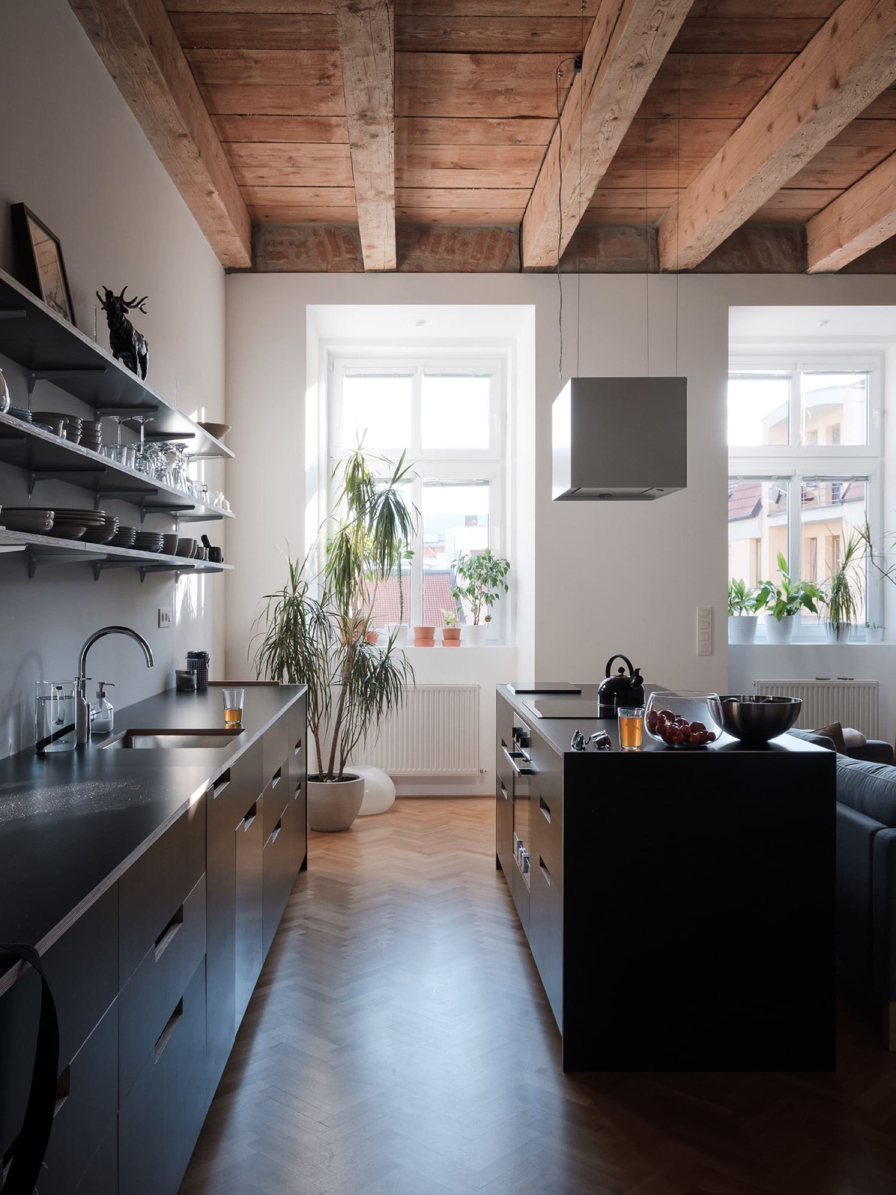 Ze starého fádního bytu vznikl stylový interiér