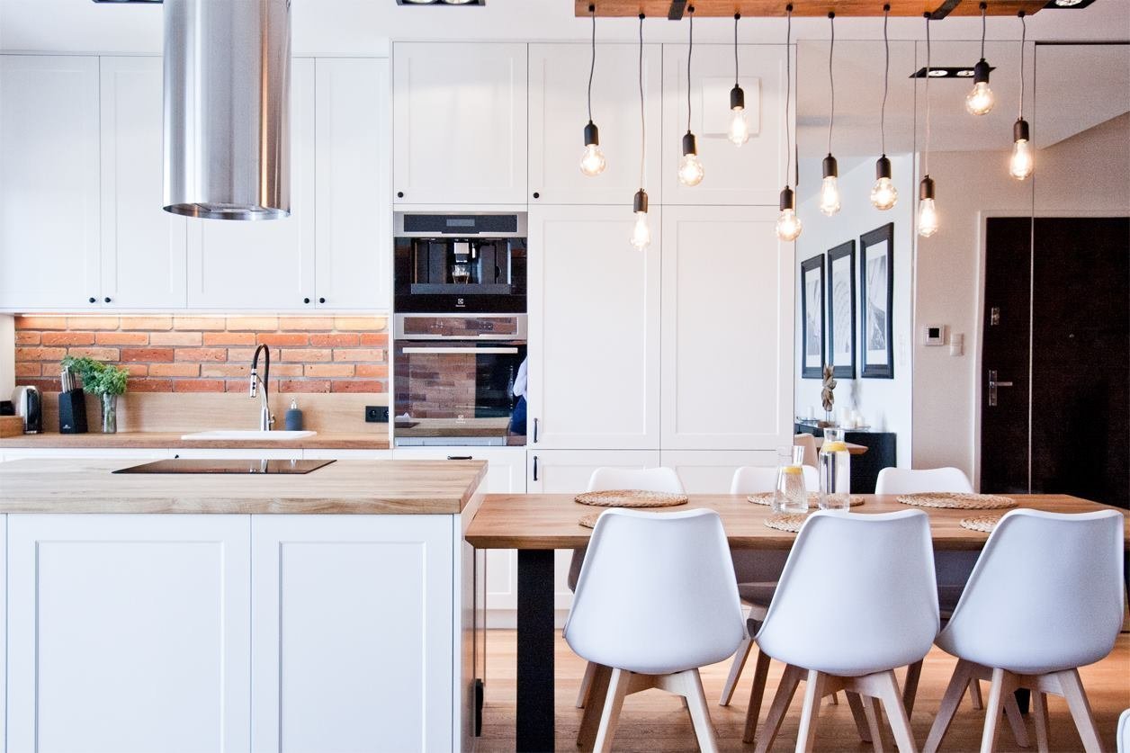 Byt s cihlovým obkladem