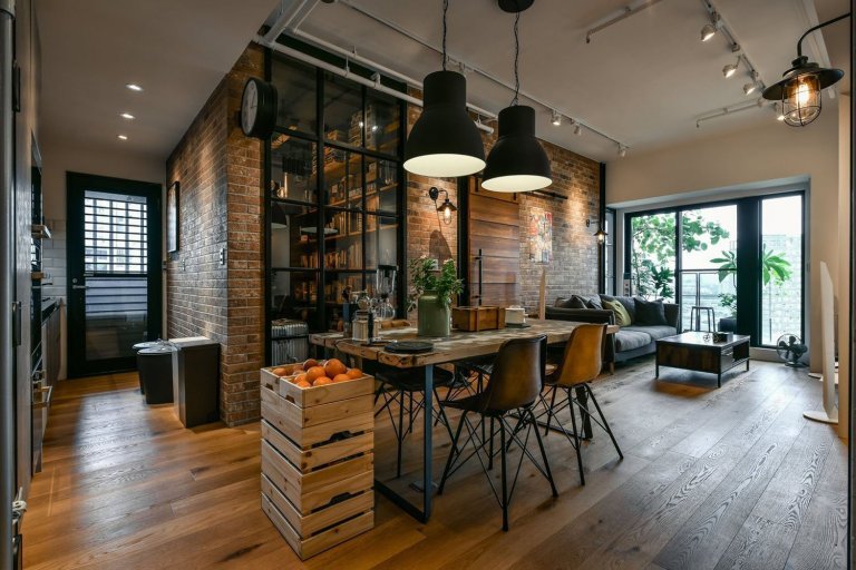 Půvabný industriální loft