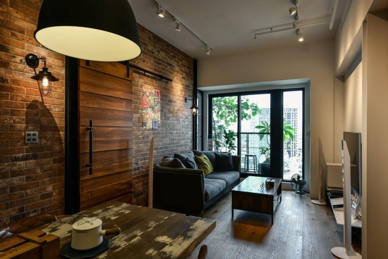Půvabný industriální loft