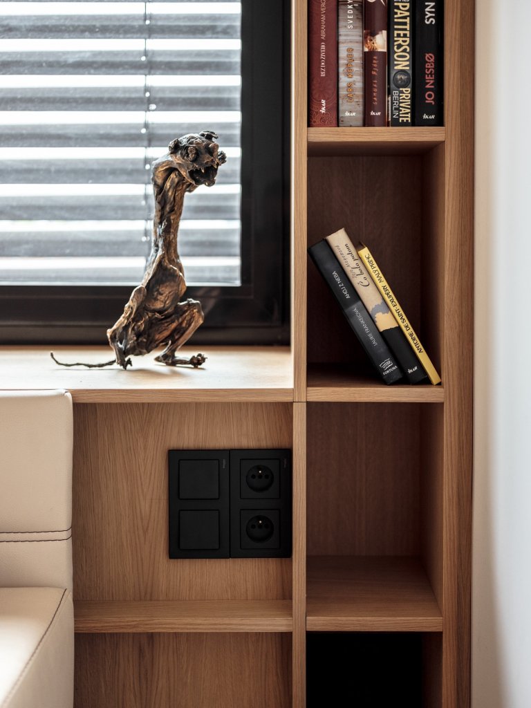 Bydlení ve střešní nástavbě panelového domu