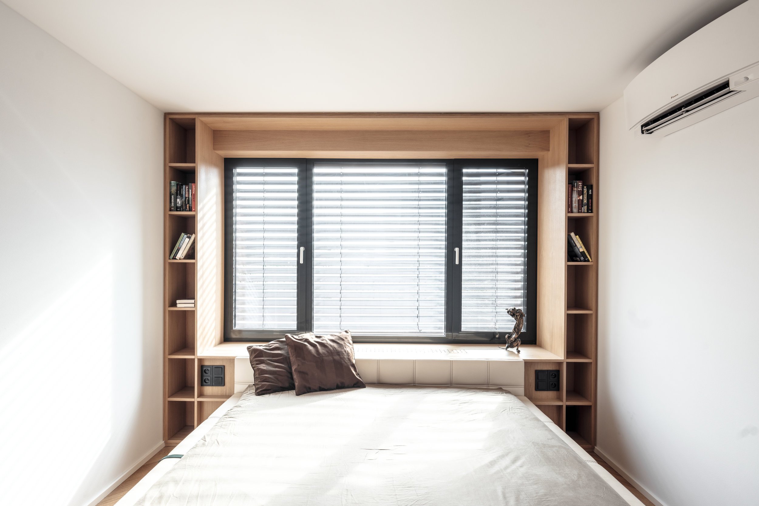 Bydlení ve střešní nástavbě panelového domu