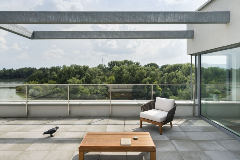 Střešní byt s výhledem na Dunaj