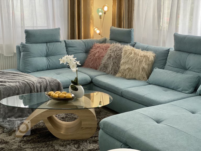 add picture to album