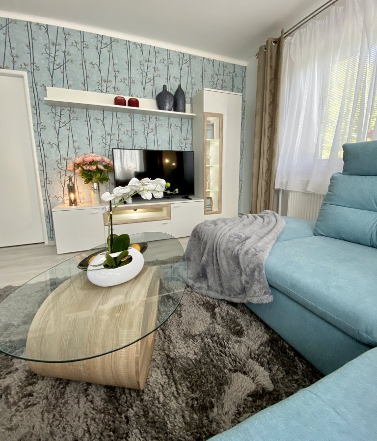 Pro výherce spotřenitelské&nbsp;soutěže&nbsp;s ASKO &ndash; NÁBYTEK, jsem navrhovala a .kompletně zrenovovala&nbsp;obývák.&nbsp;Paní Zdeňka hlavně chtěla, aby…