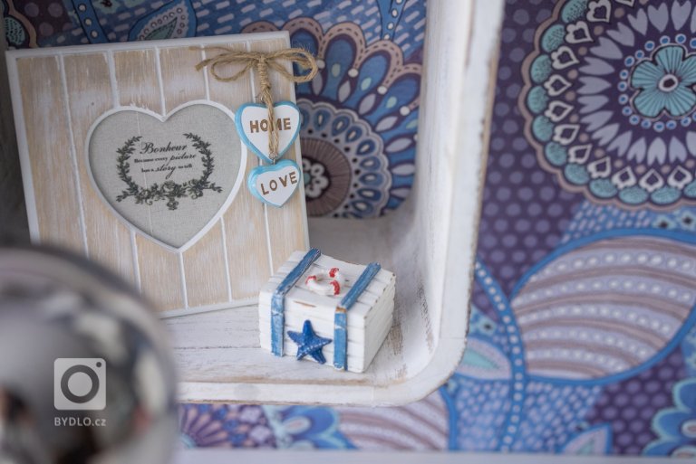 add picture to album