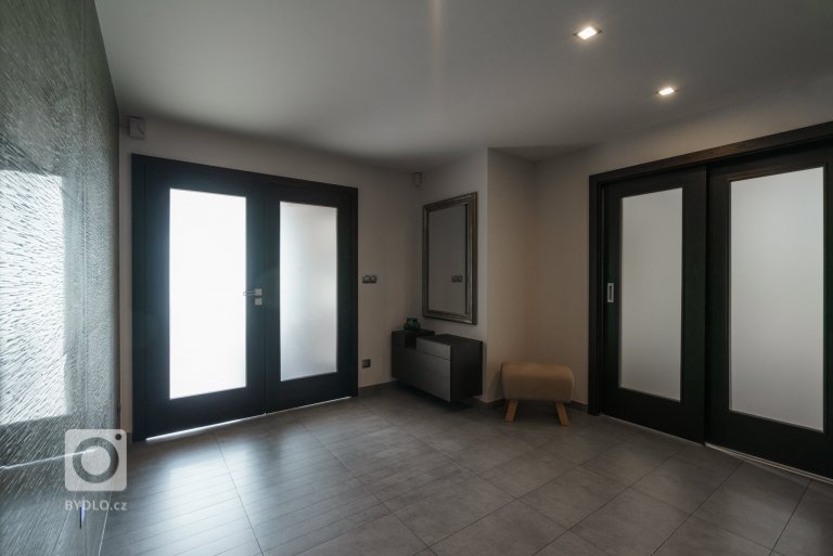 add picture to album