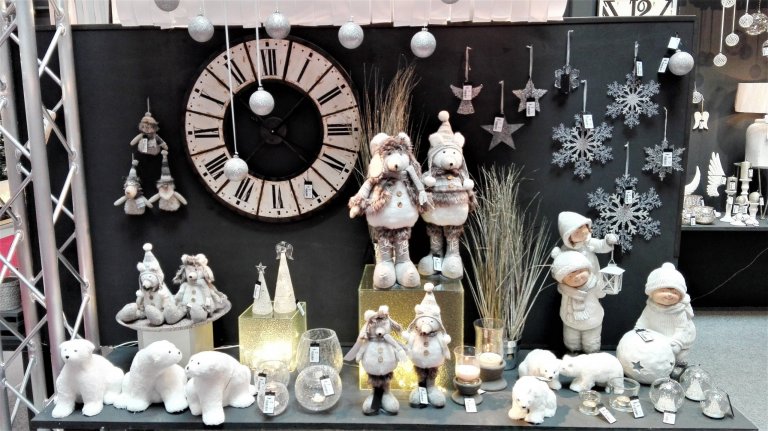 Vánoční ozdoby, které nás za pár dnů budou vítat na každém kroku.