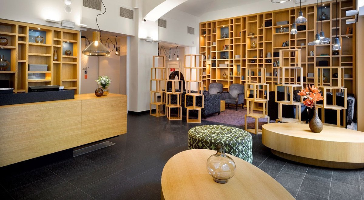 Pro exkluzivní čtyřhvězdičkový hotel UNIC Prague jsme navrhli a zrealizovali kompletní osvětlení recepce hotelu a restaurace Café Emma s barem ve francouzském…