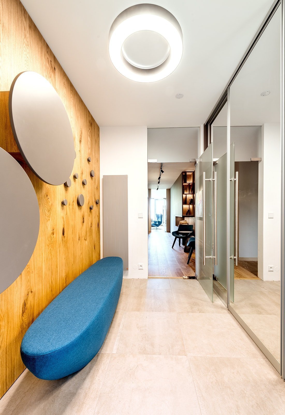 Nebojte se barev v interiéru