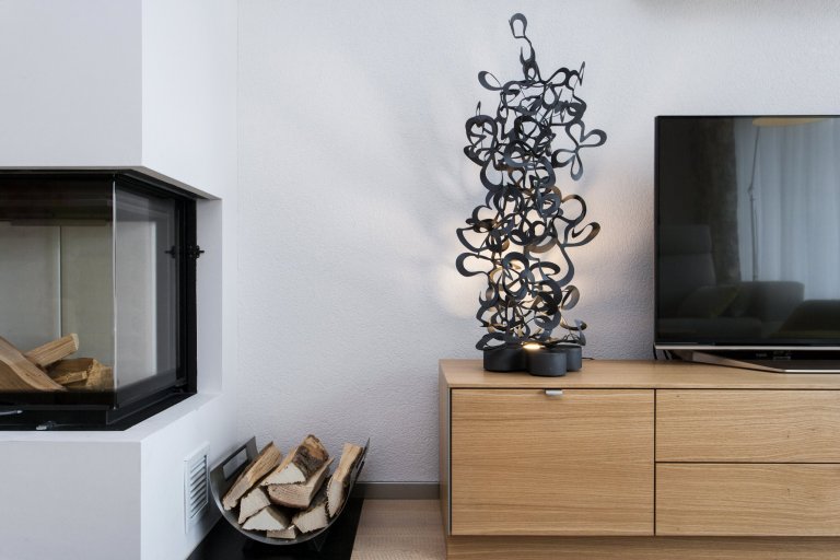 Byt 3+kk ve švýcarském Heidenu je součástí malého bytového komplexu zasazeného do krásného prostředí plného zeleně.&nbsp;V interiéru je kladen důraz na…