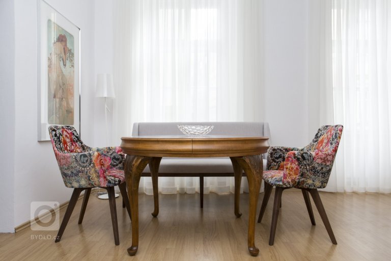 add picture to album