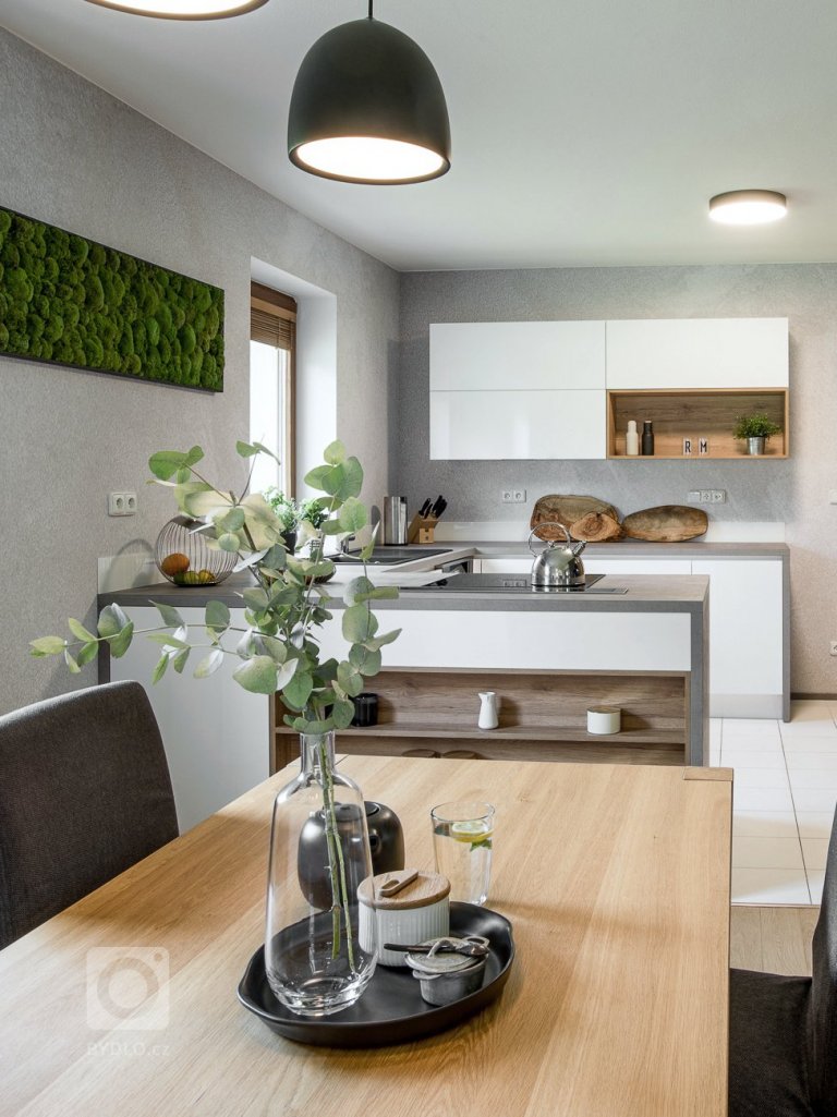 add picture to album