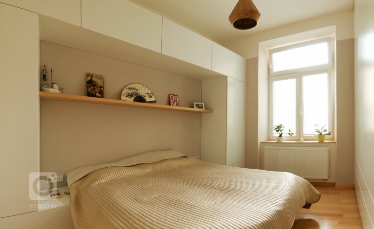 add picture to album