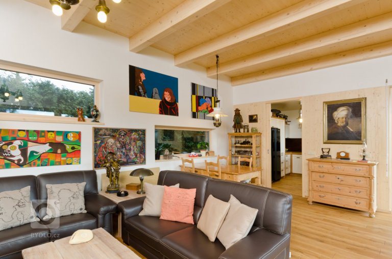 add picture to album