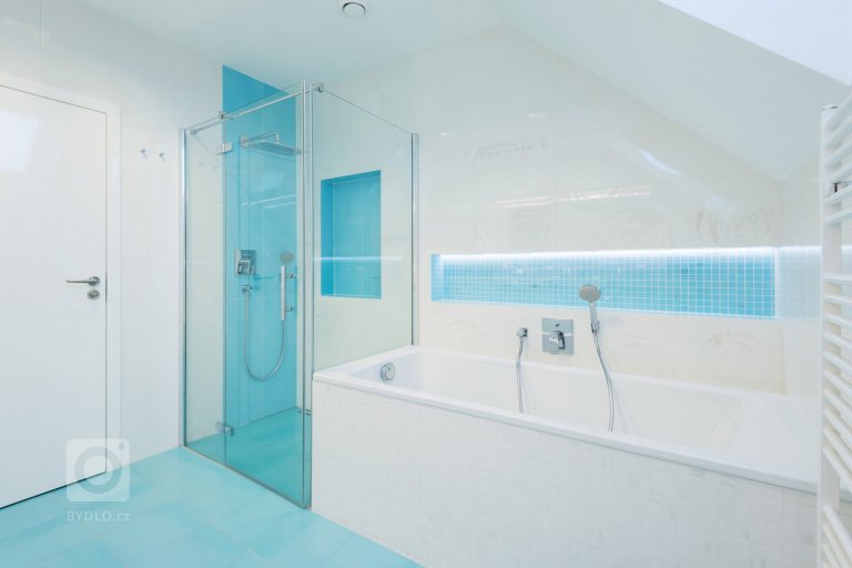 add picture to album