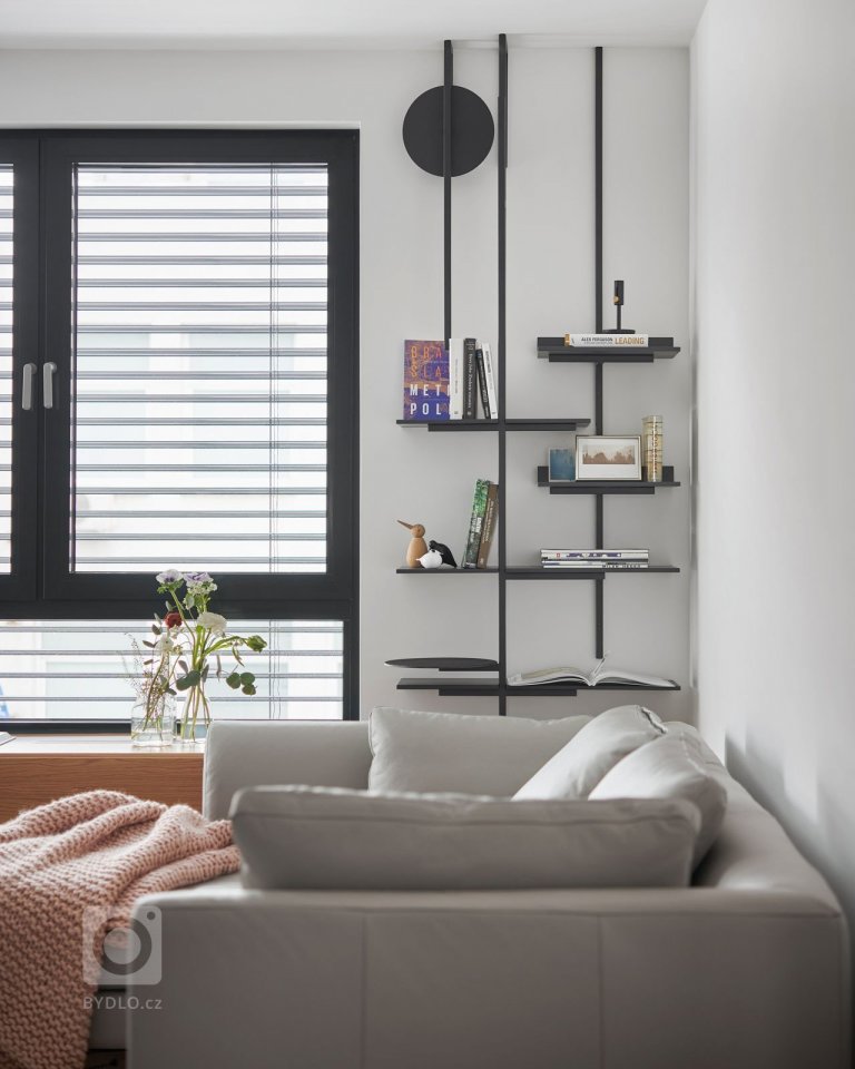Tentokrát sme navrhovali byt v&nbsp;bytovom komplexe Blumental. Pôvodný zámer klienta, byt prenajímať, sa v&nbsp;priebehu navrhovania zmenil na&nbsp;túžbu byt…