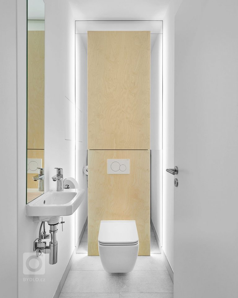 Tentokrát sme navrhovali byt v&nbsp;bytovom komplexe Blumental. Pôvodný zámer klienta, byt prenajímať, sa v&nbsp;priebehu navrhovania zmenil na&nbsp;túžbu byt…