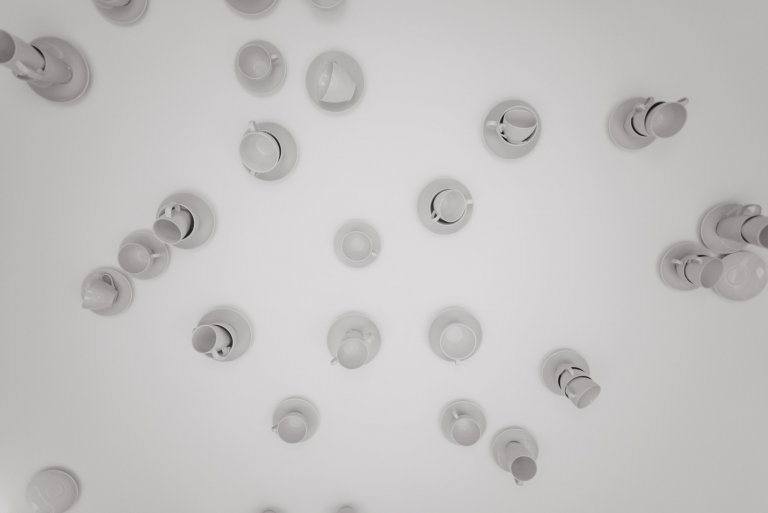 Cieľom bolo vytvoriť jedinečný a&nbsp;originálny interiér kaviarne v&nbsp;škandinávskom štýle podľa požiadaviek investorov s&nbsp;použitím modrej petrolejovej…