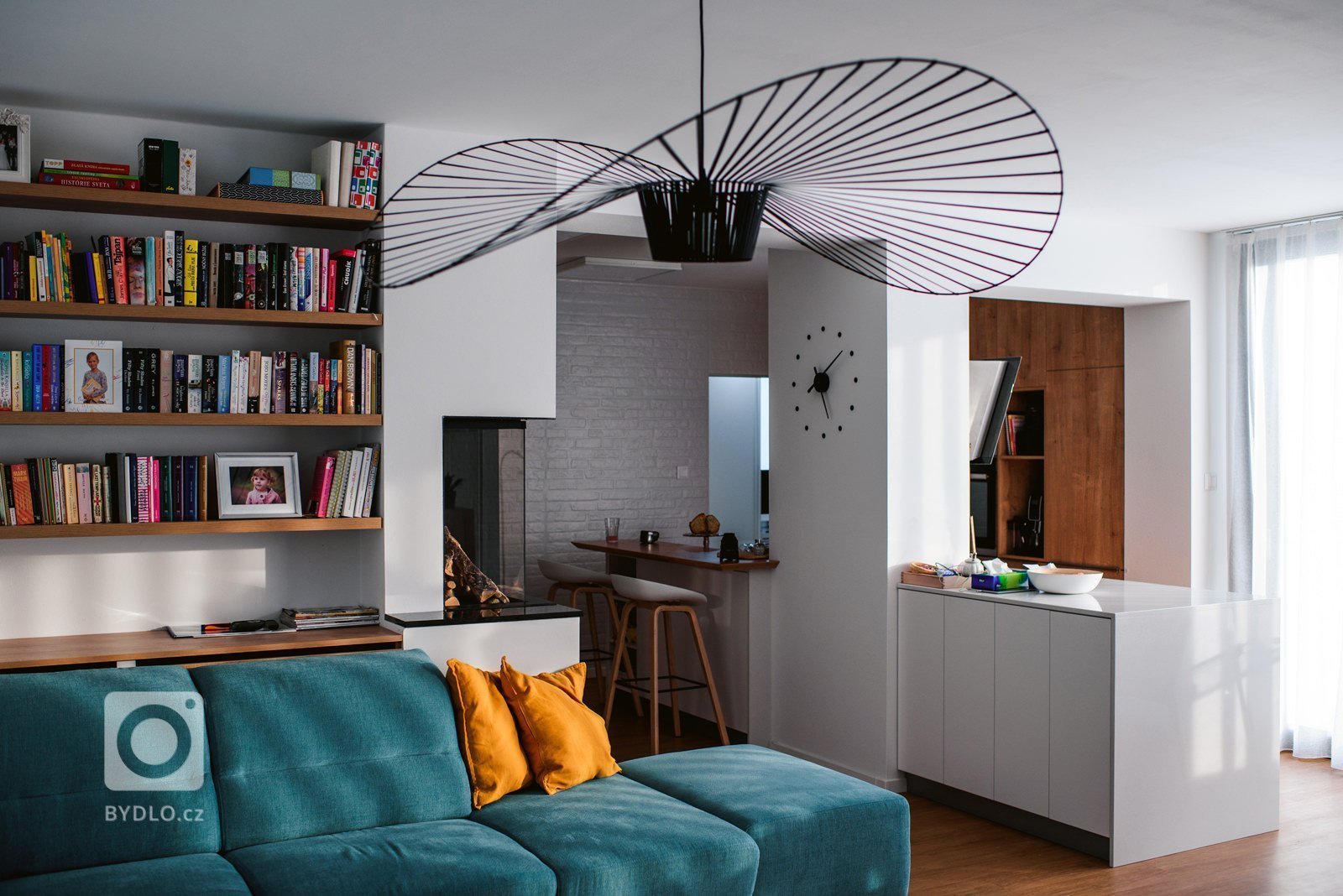 Novorealizovaný interiér v Považskej Bystrici podľa nášho návrhu sa dočkal svojho ukončenia. Nový interiéru do rodinného domu zo 70. rokov. Veríme, že vďaka…