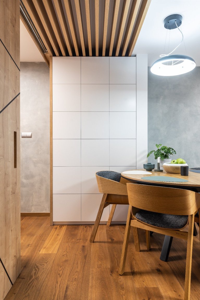 manželský pár s dvoma deťmi už dlhšie uvažovali nad zmenou. dlhodobo bývali v trojizbovom byte, kde všetci oceňovali blízkosť centra mesta. vhodný rodinný dom…