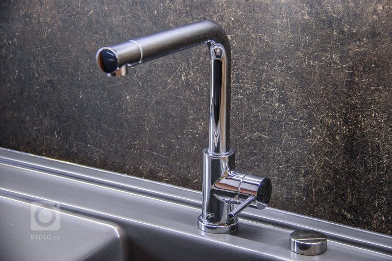 add picture to album