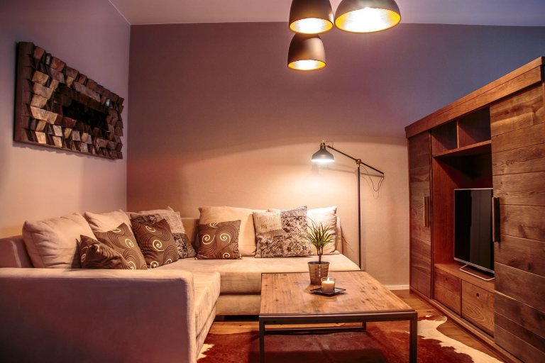 Kuchyně je bezpochyb jedním z nejdůležitějších míst domova. Stává se centrem působení celé rodiny, ale také místem k vytváření kulinářských zážitků.
