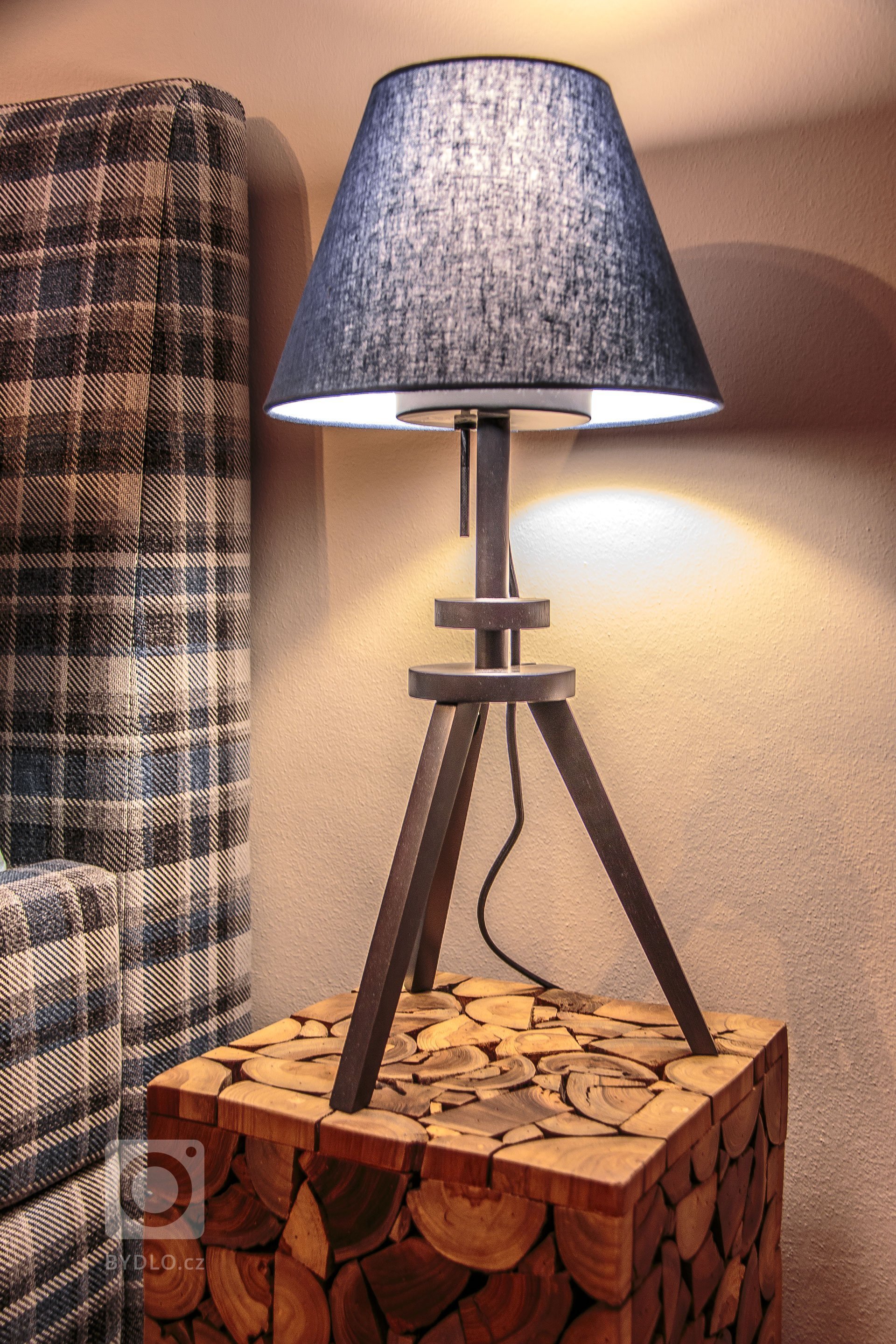 Kuchyně je bezpochyb jedním z nejdůležitějších míst domova. Stává se centrem působení celé rodiny, ale také místem k vytváření kulinářských zážitků.
