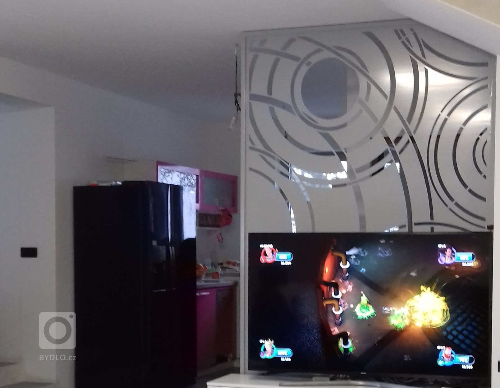 Designový panel za TV