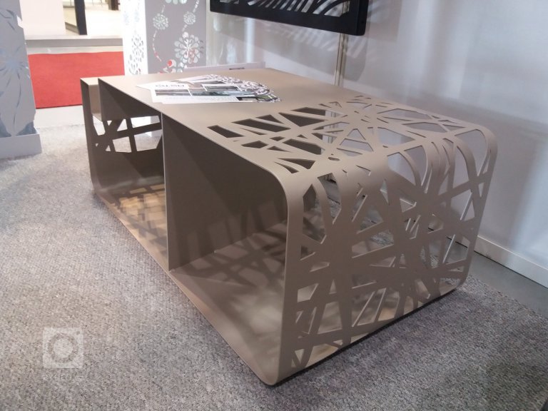 add picture to album