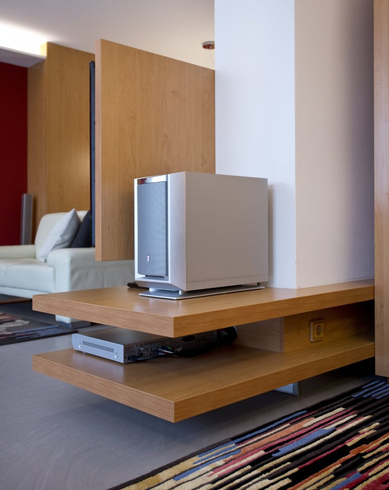 Když děti vylétnou z hnízda je čas na změnu, aneb &bdquo;kdy když ne teď&ldquo;. Tak bychom mohli charakterizovat radikální proměnu velkého obytného prostoru v…