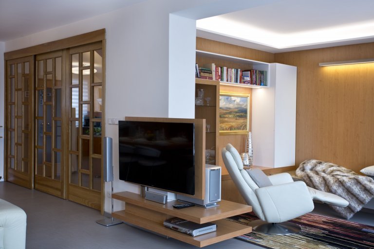 Když děti vylétnou z hnízda je čas na změnu, aneb &bdquo;kdy když ne teď&ldquo;. Tak bychom mohli charakterizovat radikální proměnu velkého obytného prostoru v…