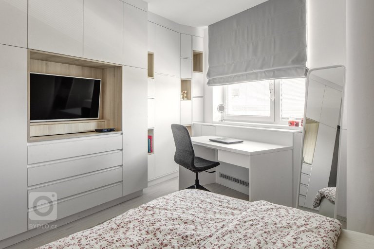 add picture to album