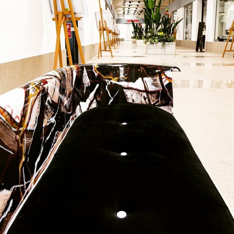 Jsou lidé, kteří vidí krásu všude a ve všem. Ti šikovnější a kreativnější ji umí zvýraznit a ukázat její mnohotvárnost. A dokonce i &quot;obyčejnou&quot; vanu…