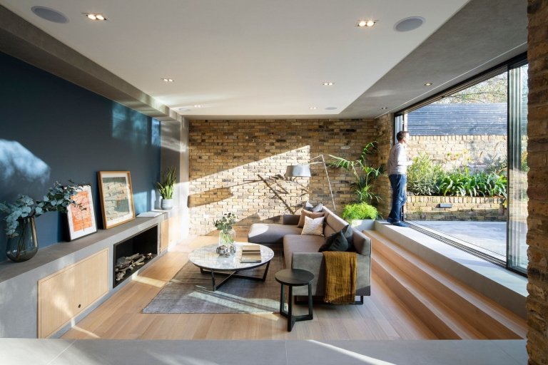 Jedinečný dům vyplnil proluku širokou pouhých 3,35 metrů