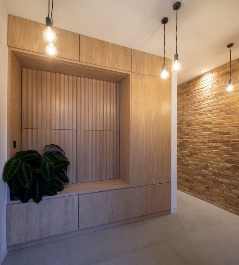 Jedinečný dům vyplnil proluku širokou pouhých 3,35 metrů