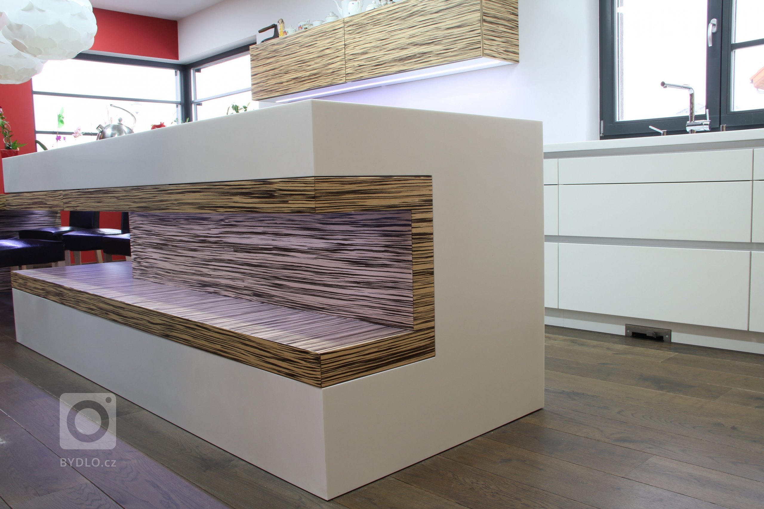 Klient oslovil naši firmu a požadoval vytvoření studie celého interiéru domu, kdy můžeme při tvorbě studie ještě dispozičně měnit projekt. Studie interiéru…