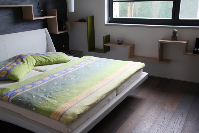 Klient oslovil naši firmu a požadoval vytvoření studie celého interiéru domu, kdy můžeme při tvorbě studie ještě dispozičně měnit projekt. Studie interiéru…