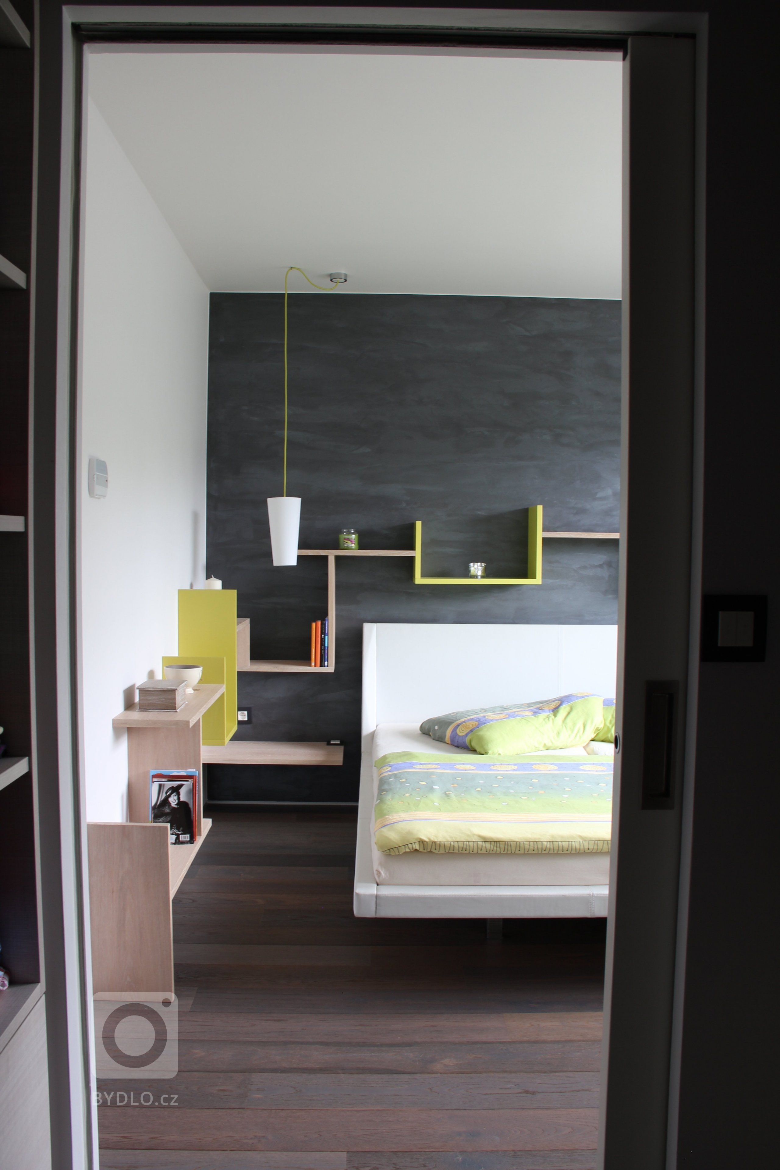 Klient oslovil naši firmu a požadoval vytvoření studie celého interiéru domu, kdy můžeme při tvorbě studie ještě dispozičně měnit projekt. Studie interiéru…