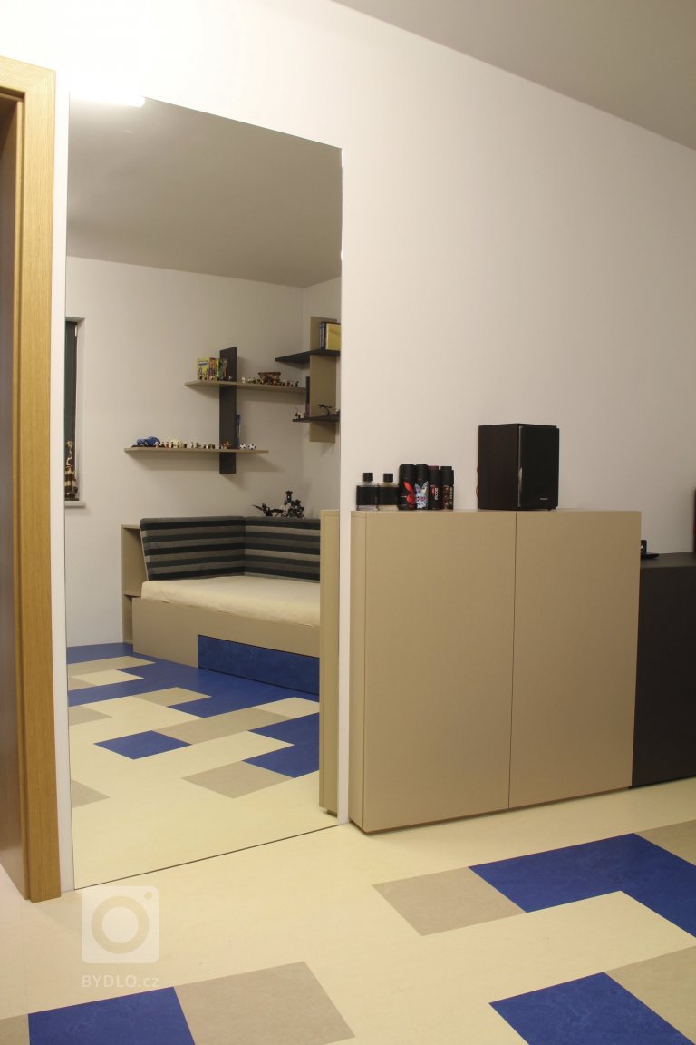 add picture to album