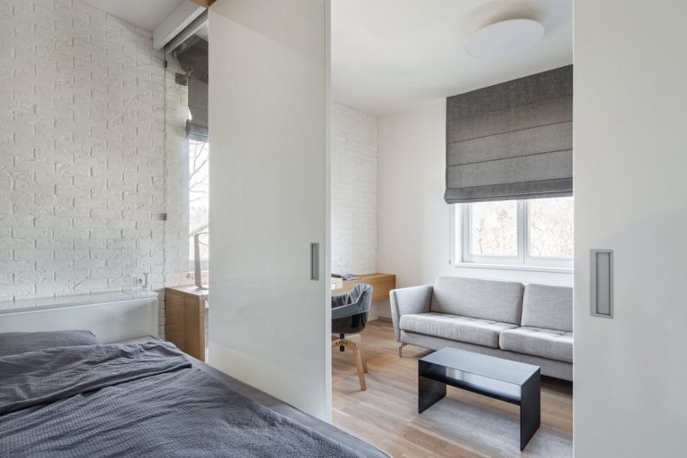 Když se sejde architekt a investor, kteří si vzájemně sedí, je to vždy výhra. A to pro obě strany. Klient má bydlení, které mu ve všech směrech vyhovuje,…